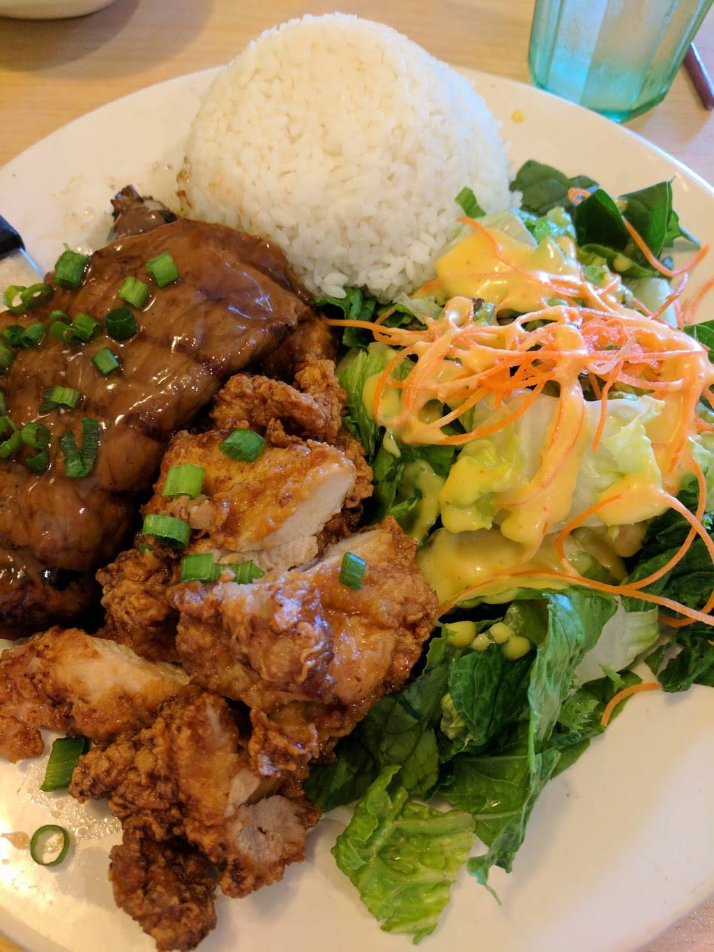 Island Style Cafe | restaurant | 5950 Santo Rd unit k, San Diego, CA 92124, USA | 8585417002 OR +1 858-541-7002