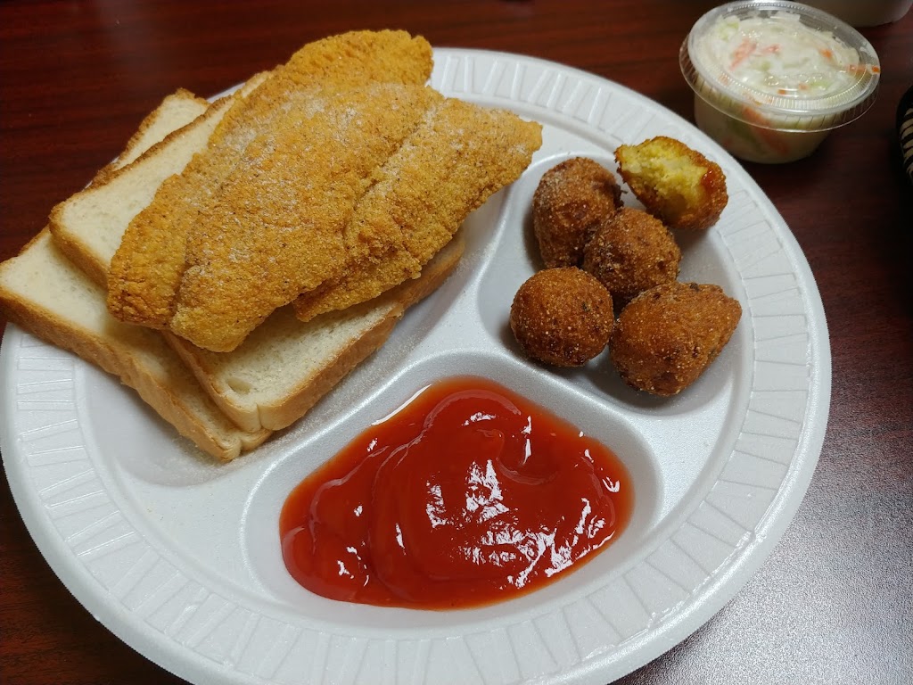 Shark’s Fish & Chicken | restaurant | 4207 E Kiehl Ave, Sherwood, AR 72120, USA | 5018333500 OR +1 501-833-3500