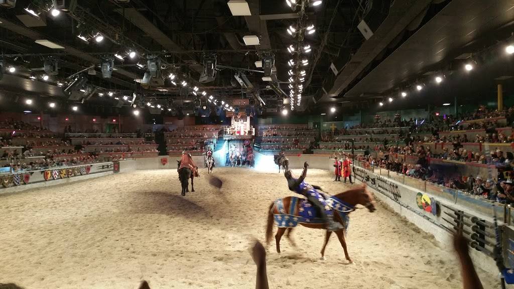 Medieval Times Dinner & Tournament | restaurant | 7662 Beach Blvd, Buena Park, CA 90620, USA | 7145231100 OR +1 714-523-1100