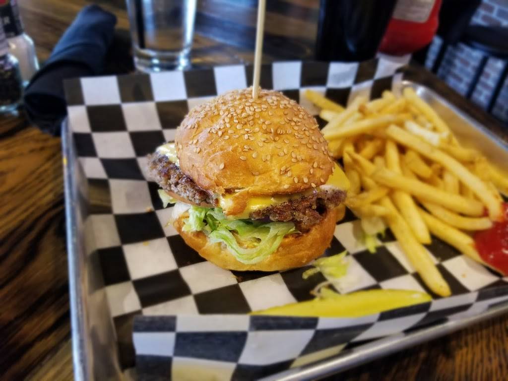 South Side Kitchen & Pub | restaurant | 2190 Nolensville Pike unit a, Nashville, TN 37211, USA | 6154696868 OR +1 615-469-6868