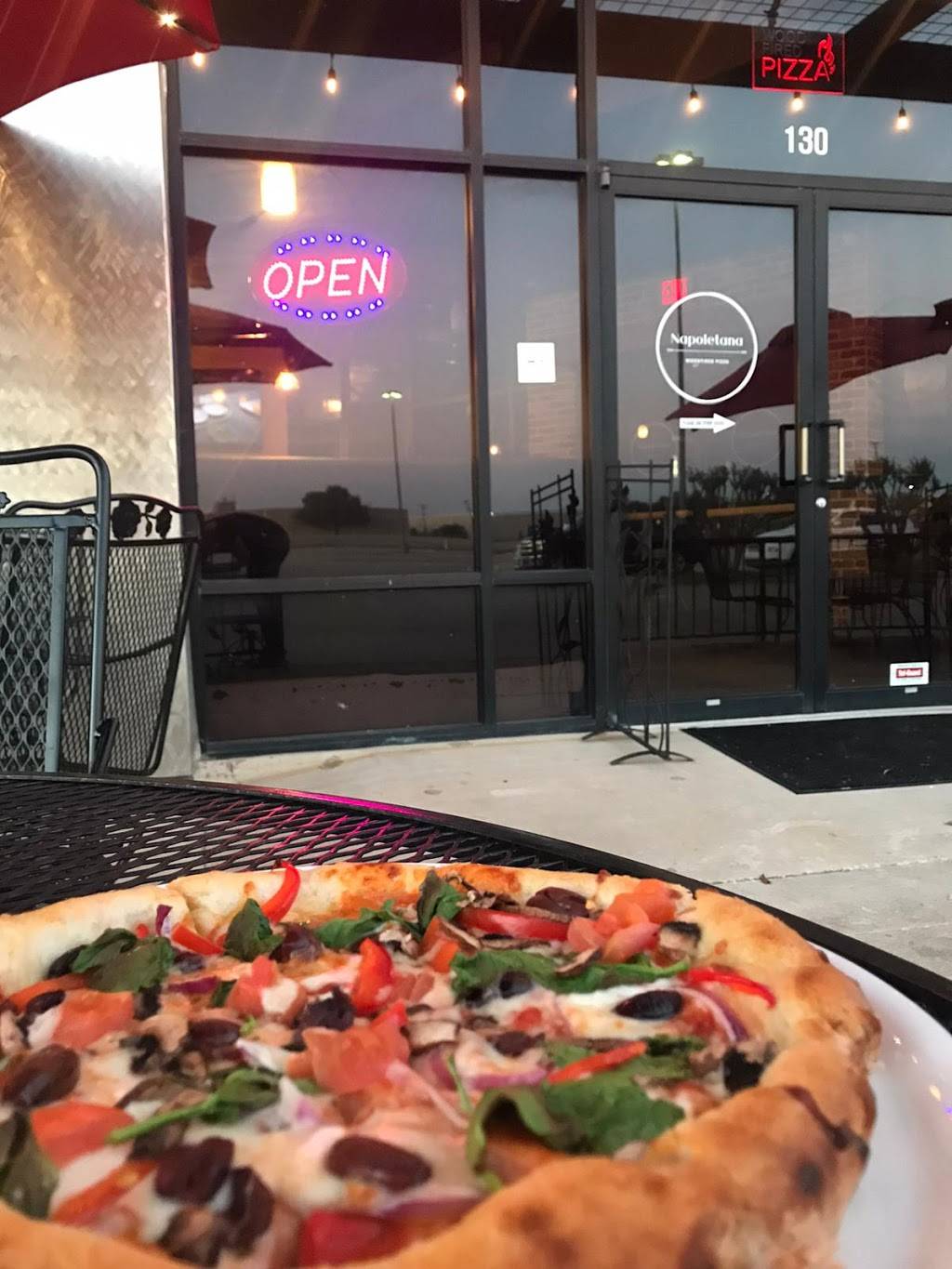 Napoletana Woodfired Pizza | restaurant | 1130 W Trinity Mills Rd, Carrollton, TX 75006, USA | 4699003360 OR +1 469-900-3360