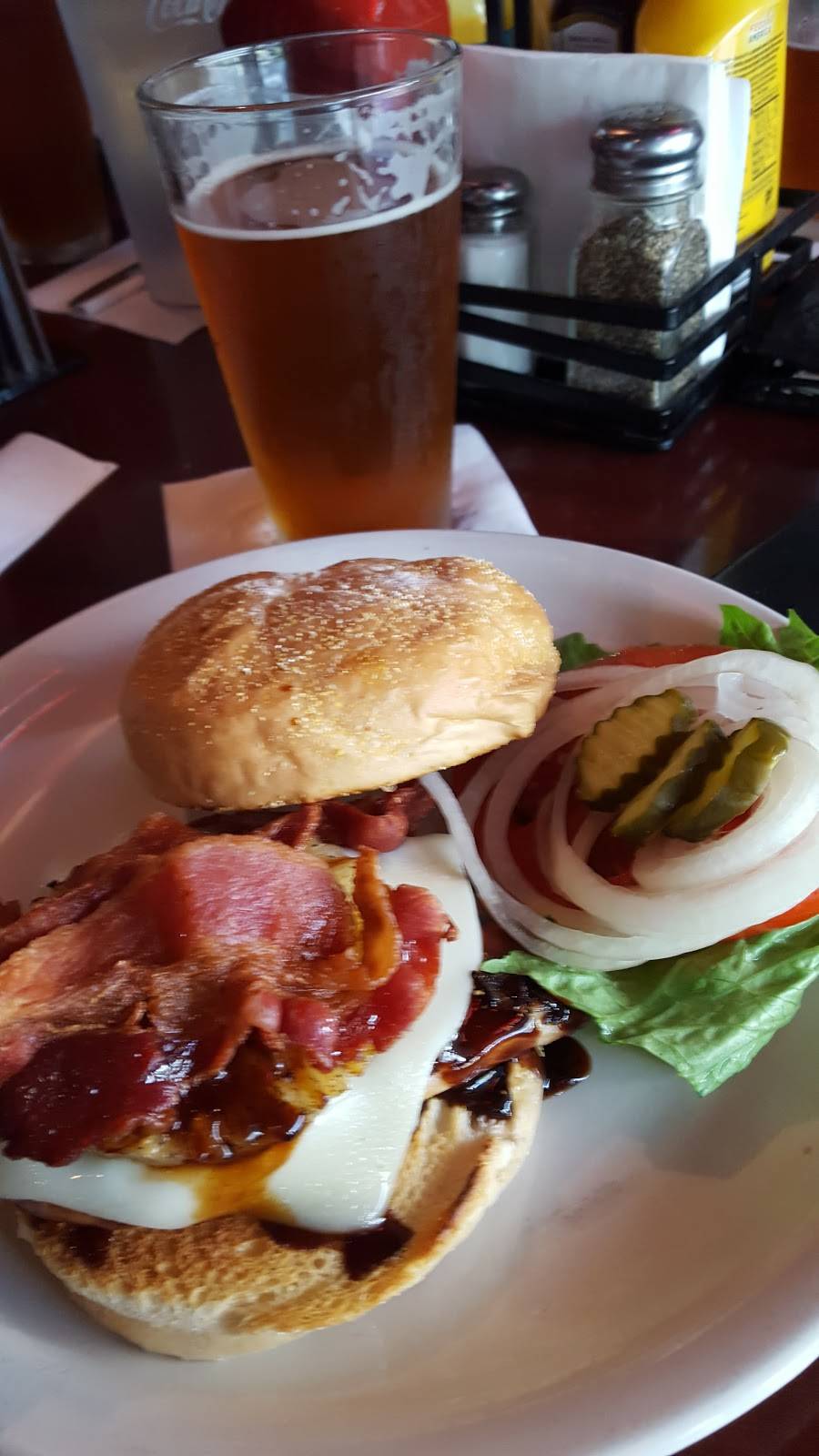 Copper Monkey West | restaurant | 14209 W Newberry Rd, Newberry, FL 32669, USA | 3523636338 OR +1 352-363-6338