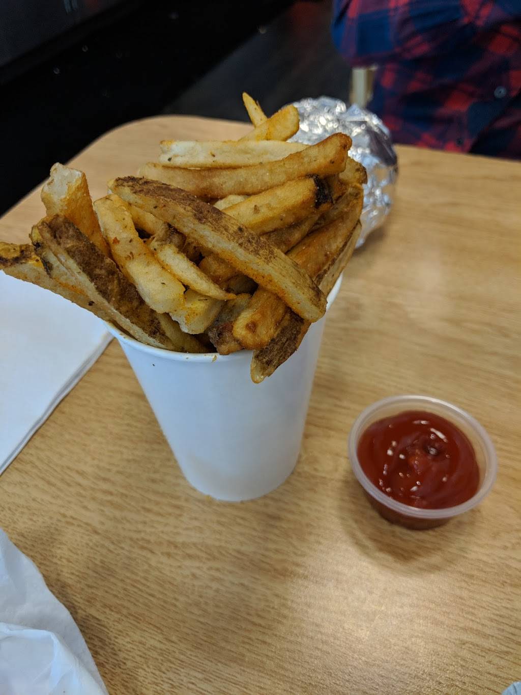 Five Guys | meal takeaway | 2805 Washington Rd, Augusta, GA 30909, USA | 7067368828 OR +1 706-736-8828