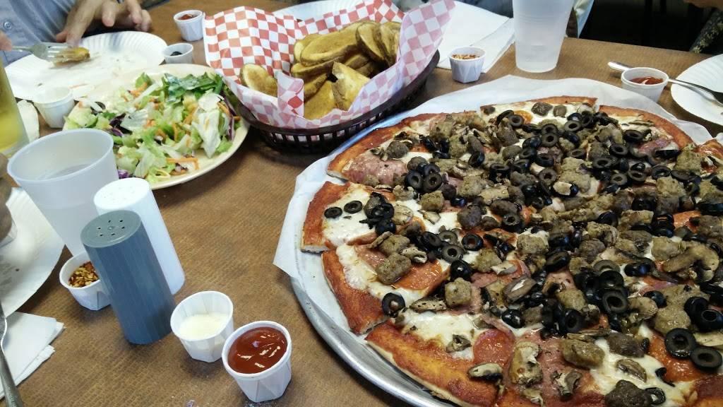 Shakeys Pizza Parlor | restaurant | 1955 S Atlantic Blvd, Monterey Park, CA 91754, USA | 6262896351 OR +1 626-289-6351