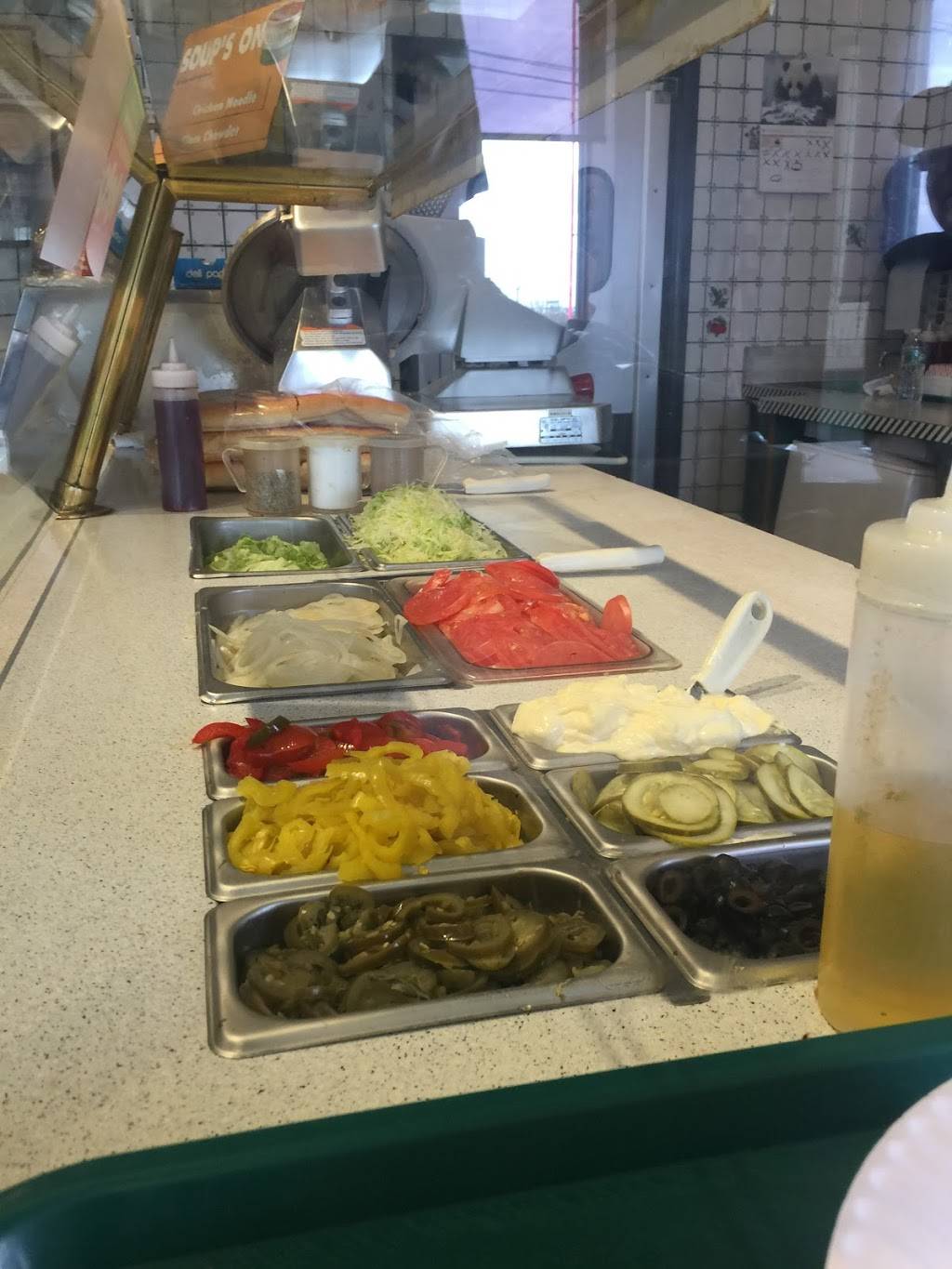 Blimpie | meal delivery | 550 Broad Ave, Ridgefield, NJ 07657, USA | 2019415353 OR +1 201-941-5353