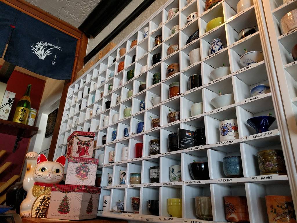 Zum Sushi | restaurant | 159 Central Ave, Pacific Grove, CA 93950, USA | 8313728700 OR +1 831-372-8700