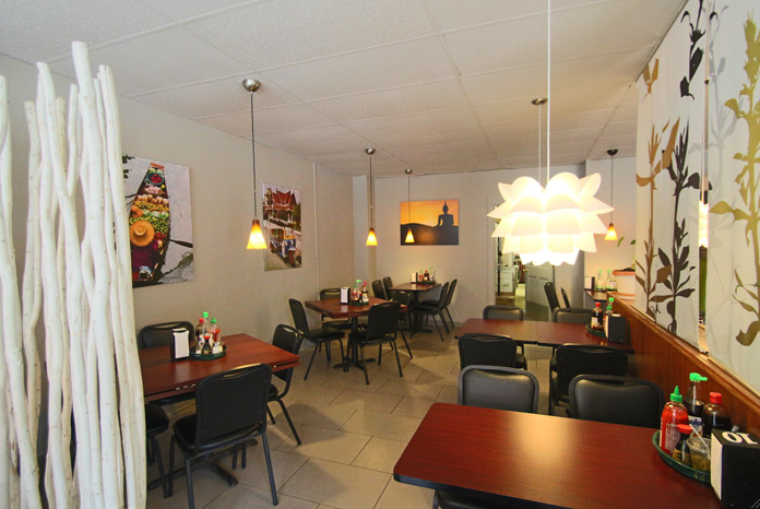 Eastside Thai Restaurant | restaurant | 879 Payne Ave, St Paul, MN 55130, USA | 6517766599 OR +1 651-776-6599