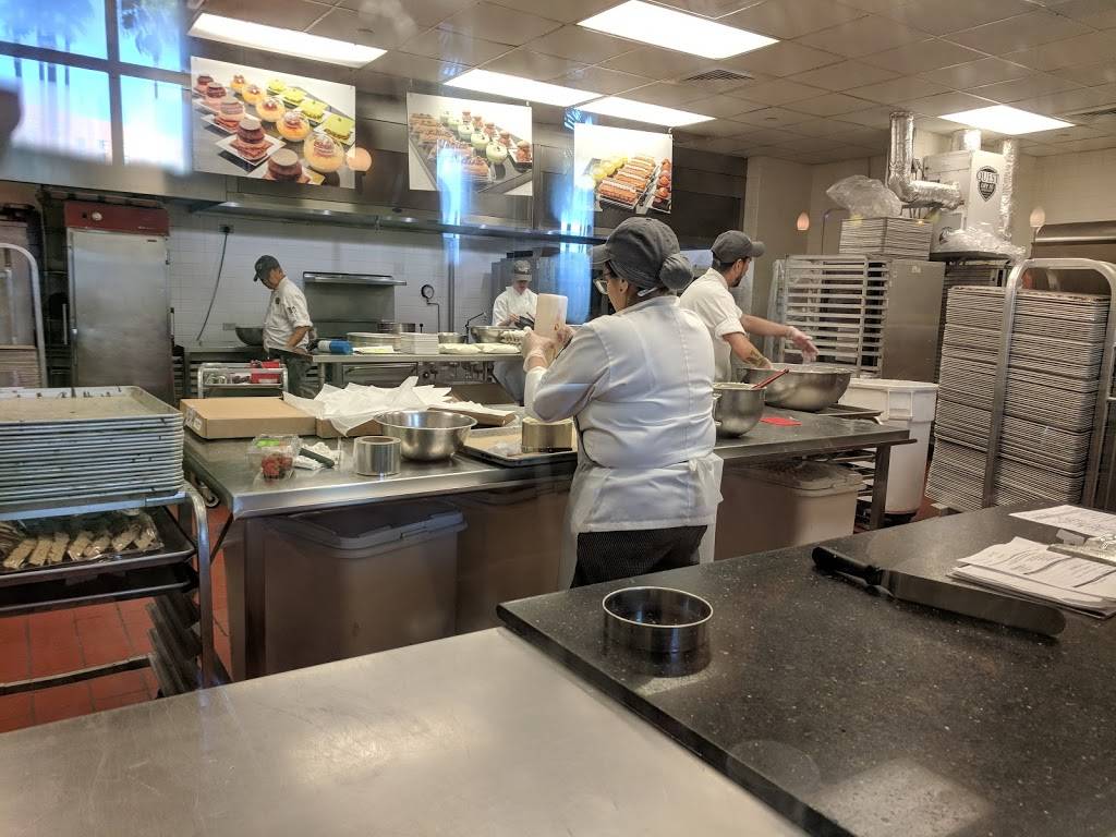 Garden Grove | restaurant | 1200 Epcot Resorts Blvd, Lake Buena Vista, FL 32830, USA | 4079341609 OR +1 407-934-1609