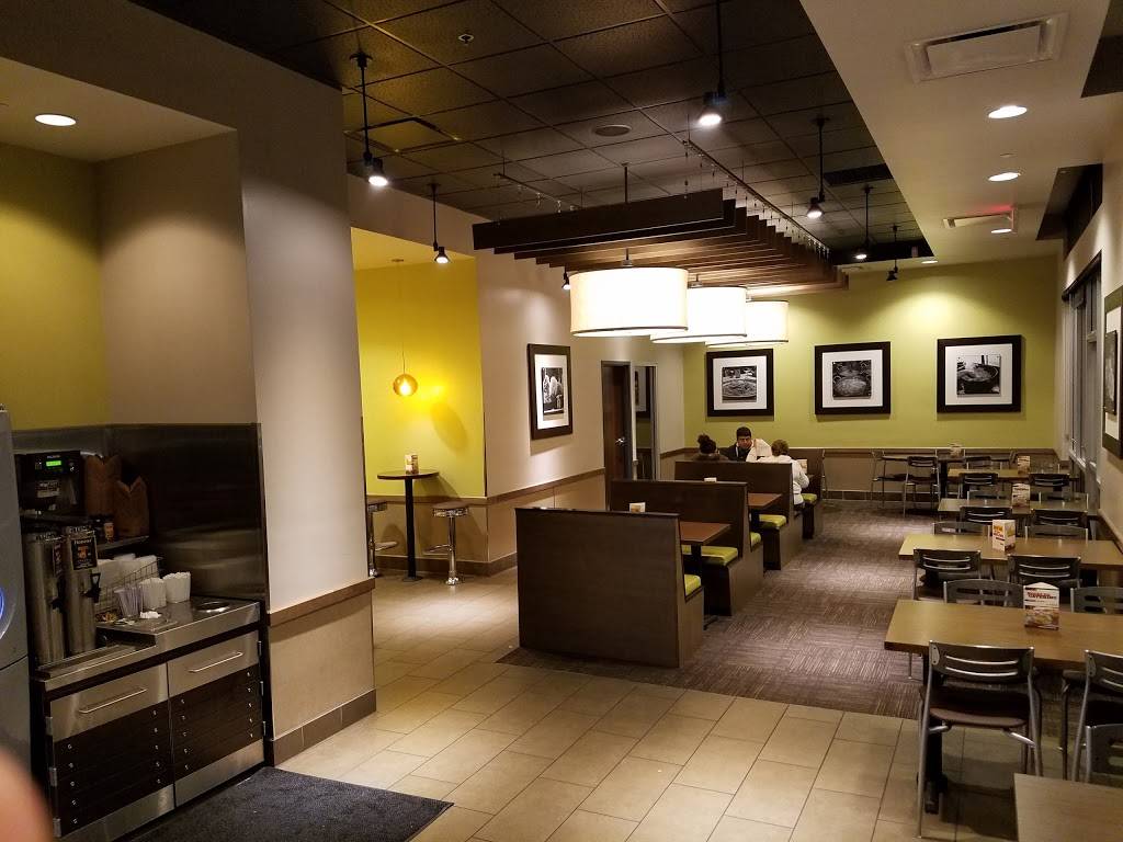 Noodles and Company | restaurant | 2214 N Tustin St, Orange, CA 92865, USA | 7146851700 OR +1 714-685-1700