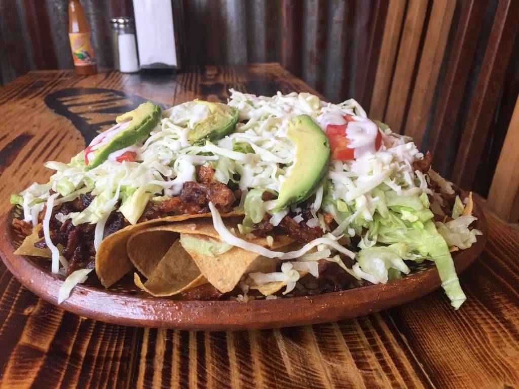 El Patron Tacos y Tortas al 100 | restaurant | 4291 N Cockrell Hill Rd, Dallas, TX 75212, USA | 2149517373 OR +1 214-951-7373