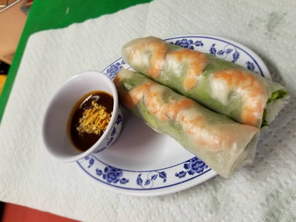 Pho Sriracha | restaurant | 5515 4th Ave S, Seattle, WA 98108, USA | 2067649528 OR +1 206-764-9528