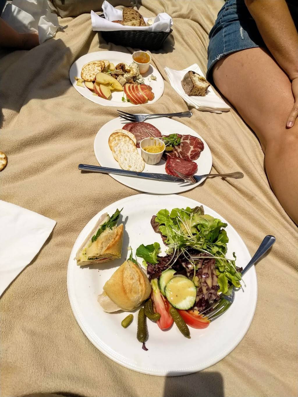 Pelican Inn | restaurant | 10 Pacific Way, Muir Beach, CA 94965, USA | 4153836000 OR +1 415-383-6000