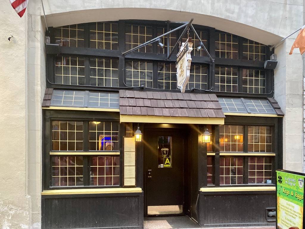 Vaughans Public House | restaurant | 59 Pratt St, Hartford, CT 06103, USA | 8608821560 OR +1 860-882-1560