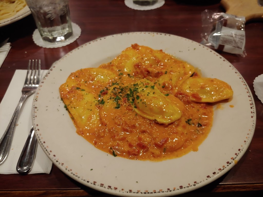 Jevelis | restaurant | 387 Chelsea St, East Boston, MA 02128, USA | 6175679539 OR +1 617-567-9539