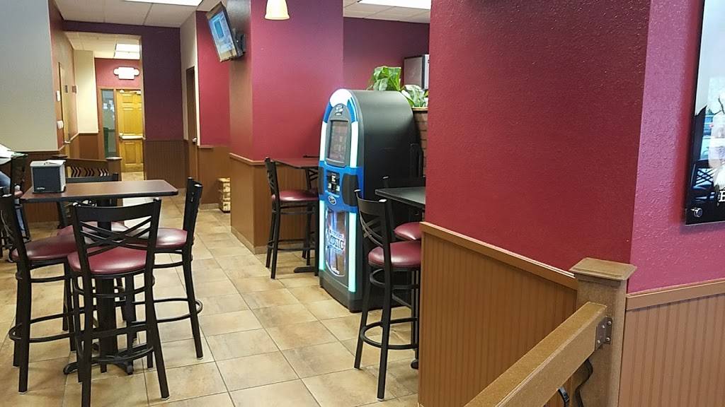 Harolds Chicken | restaurant | 1323 1st Ave SE, Cedar Rapids, IA 52402, USA | 3193644493 OR +1 319-364-4493