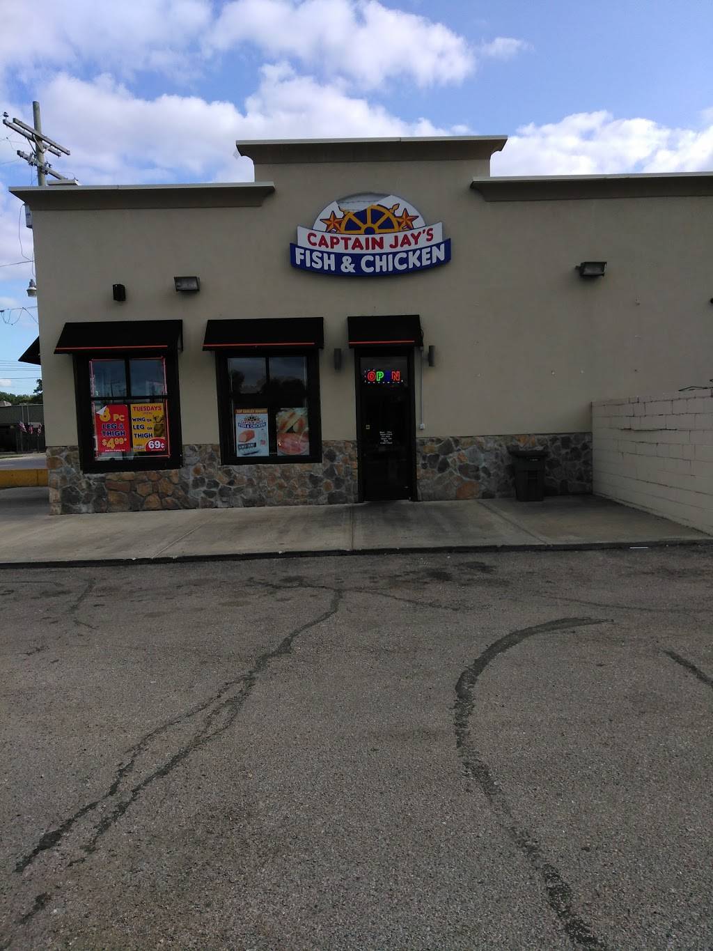 Captain Jays Fish & Chicken | meal takeaway | 16907 Meyers Rd, Detroit, MI 48235, USA | 3138617777 OR +1 313-861-7777
