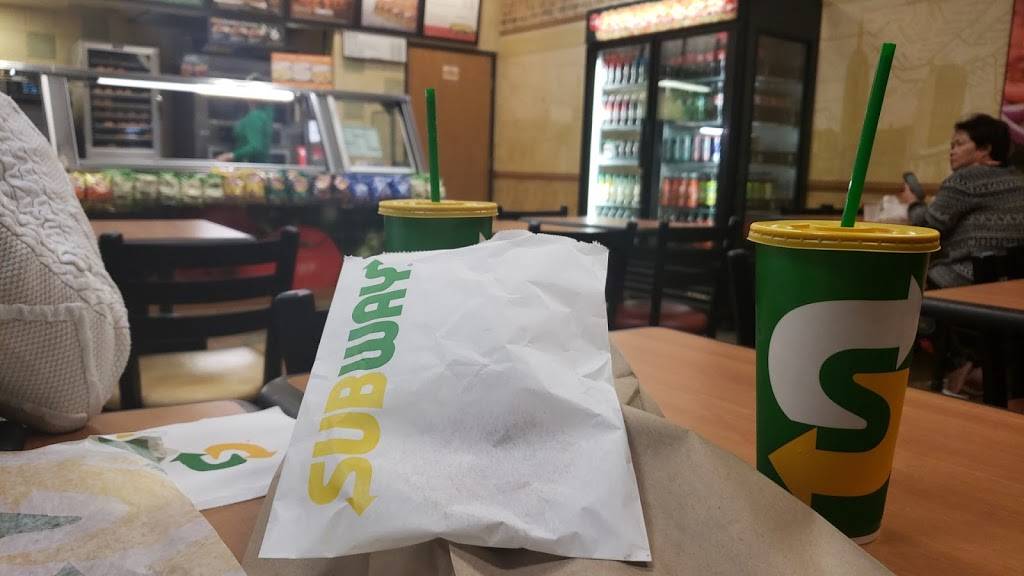 Subway Restaurants | restaurant | 807 E Anaheim St, Long Beach, CA 90813, USA | 5625993900 OR +1 562-599-3900