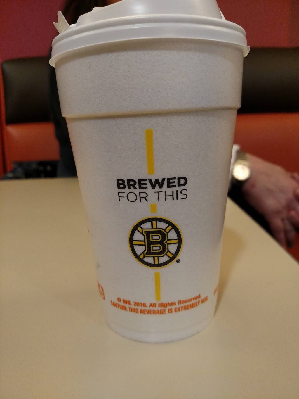 Dunkin | bakery | 20 North St, Boston, MA 02109, USA | 6173670041 OR +1 617-367-0041