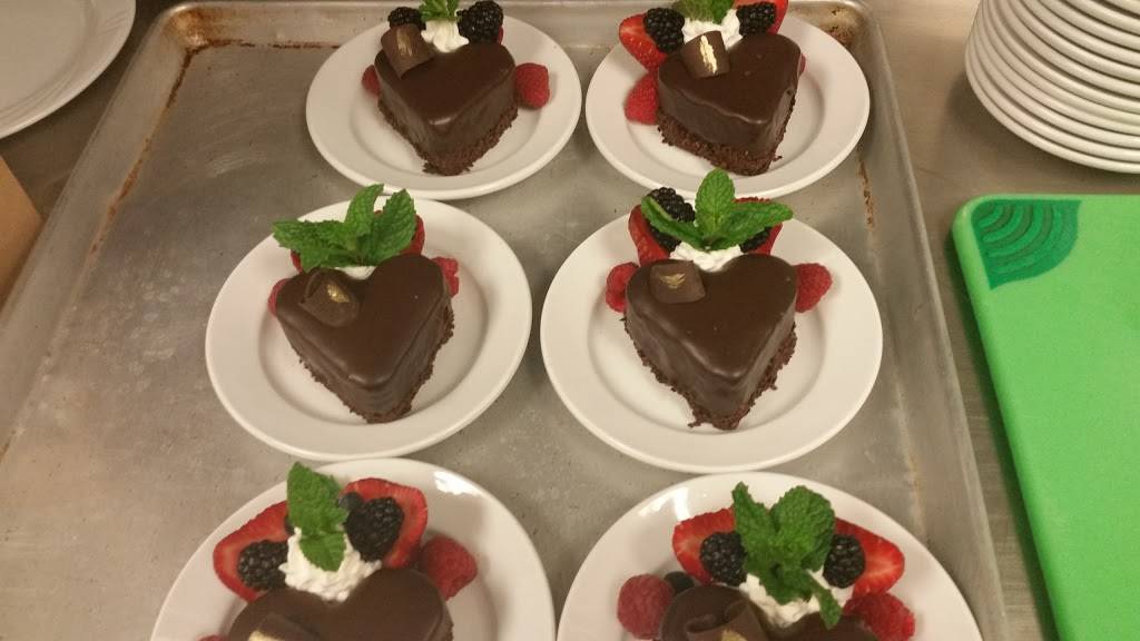 The Phoenix Club | restaurant | 1340 S Sanderson Ave, Anaheim, CA 92806, USA | 7145634166 OR +1 714-563-4166