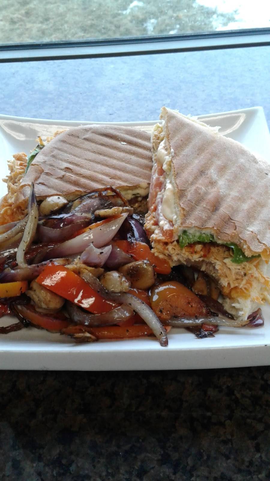 The Chicken Place | restaurant | 1 Industrial Pkwy S, Aurora, ON L4G 3V9, Canada | 9059000019 OR +1 905-900-0019