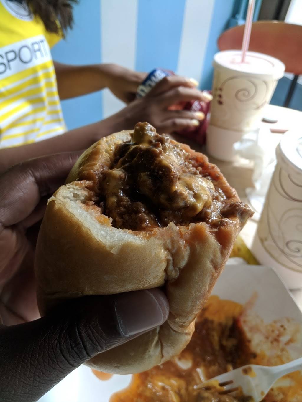 The Left Bank | meal takeaway | 659 N Bank Ln, Lake Forest, IL 60045, USA | 8472344770 OR +1 847-234-4770