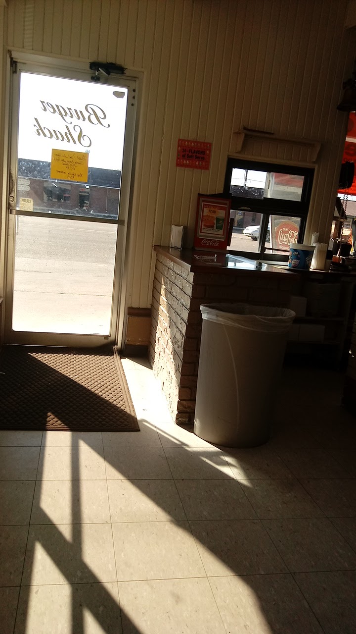 Burger Shack | restaurant | 372 Sebastian St, West Helena, AR 72390, USA | 8705722271 OR +1 870-572-2271