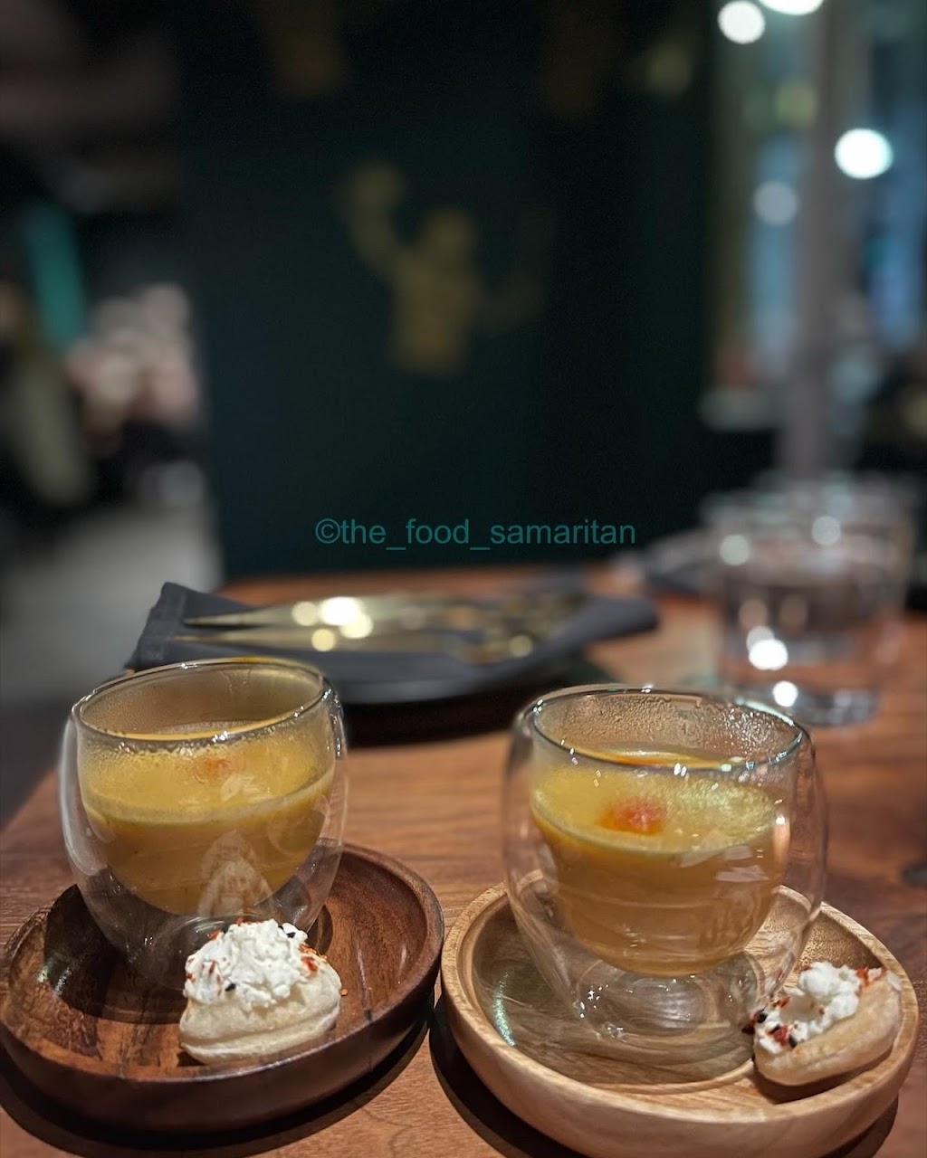 Kricket Club | restaurant | 2404 NE 65th St, Seattle, WA 98115, USA | 2065563176 OR +1 206-556-3176