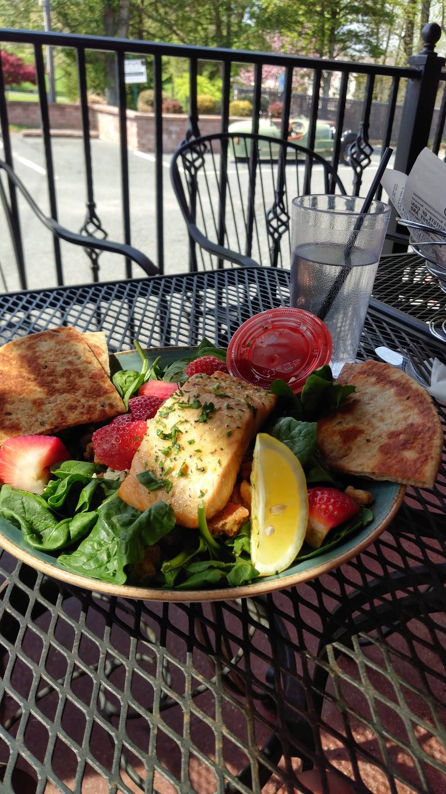 Sunshine Grille | restaurant | 12607 Fork Rd, Fork, MD 21051, USA | 4105923378 OR +1 410-592-3378