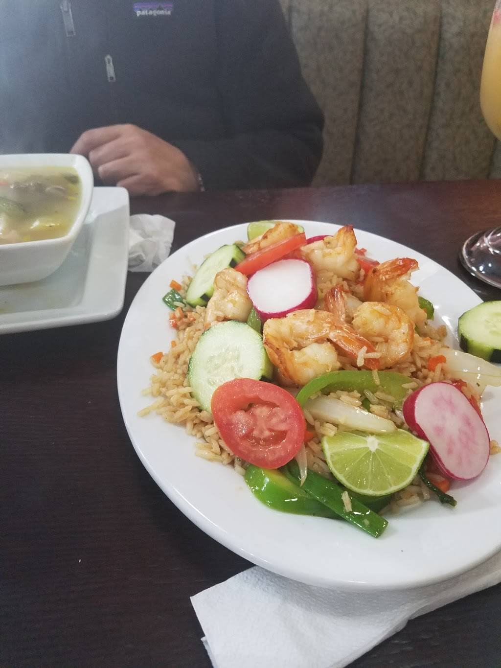 Mi Lindo Cuscatlan Restaurant y Pupuseria | restaurant | 12139 Garfield Ave, South Gate, CA 90280, USA | 5626348601 OR +1 562-634-8601