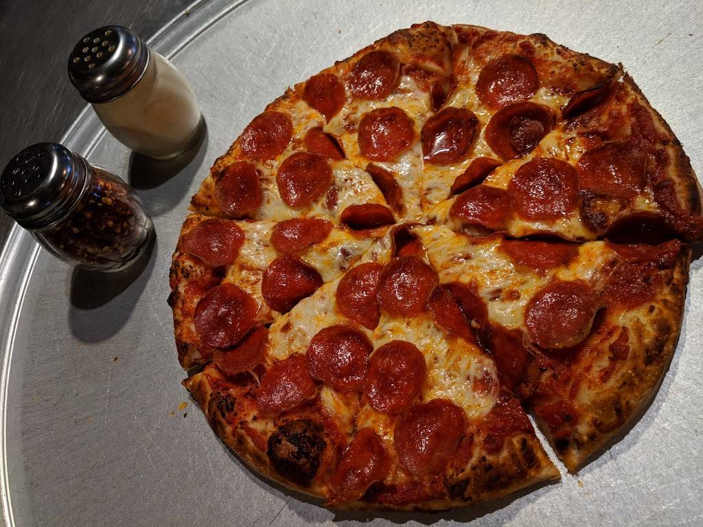 Pizza Factory | restaurant | 1919 Vista Del Lago Dr, Valley Springs, CA 95252, USA | 2097729516 OR +1 209-772-9516