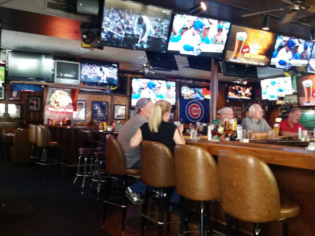 Village Inn Pizzeria | restaurant | 8050 Lincoln Ave, Skokie, IL 60077, USA | 8476753737 OR +1 847-675-3737