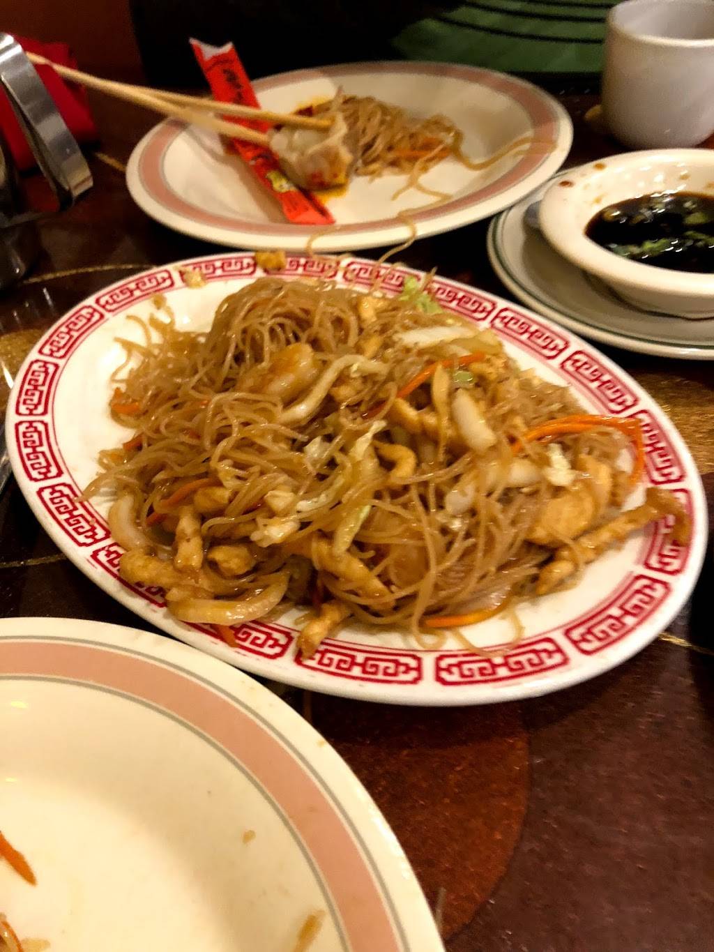 Szechuan Star | restaurant | 6960 Braddock Rd, Annandale, VA 22003, USA | 7032561111 OR +1 703-256-1111