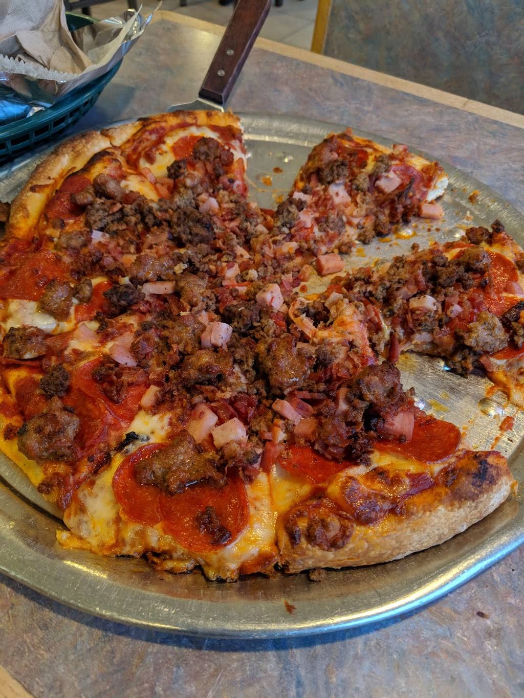 Main Street Pizza - Iron Mountain | restaurant | 514 Carpenter Ave, Iron Mountain, MI 49801, USA | 9067745500 OR +1 906-774-5500