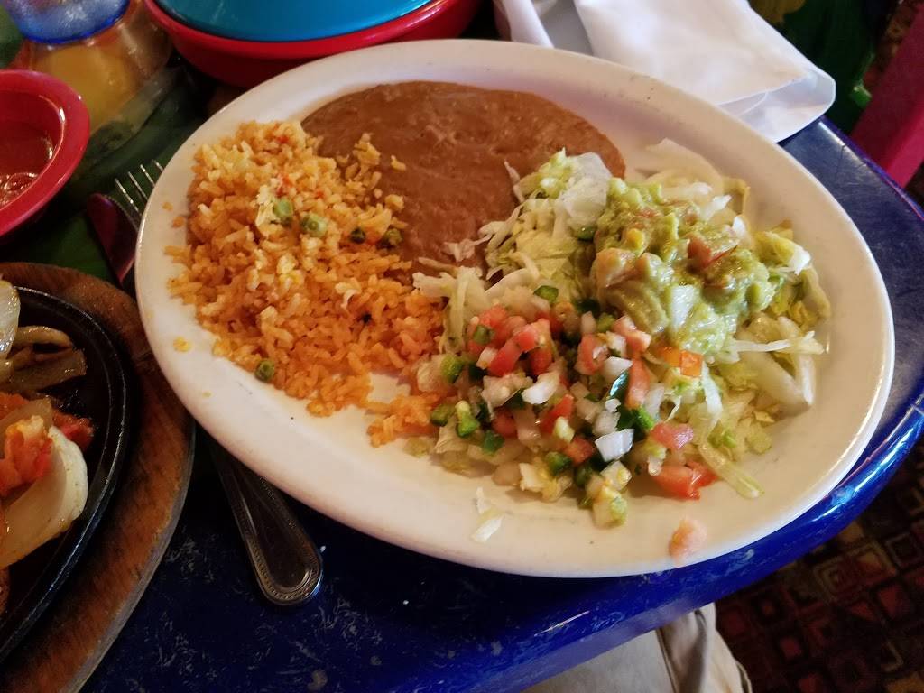 Nickys Mexican Restaurant | restaurant | 2701 Viking Dr, Bossier City, LA 71111, USA | 3187472332 OR +1 318-747-2332