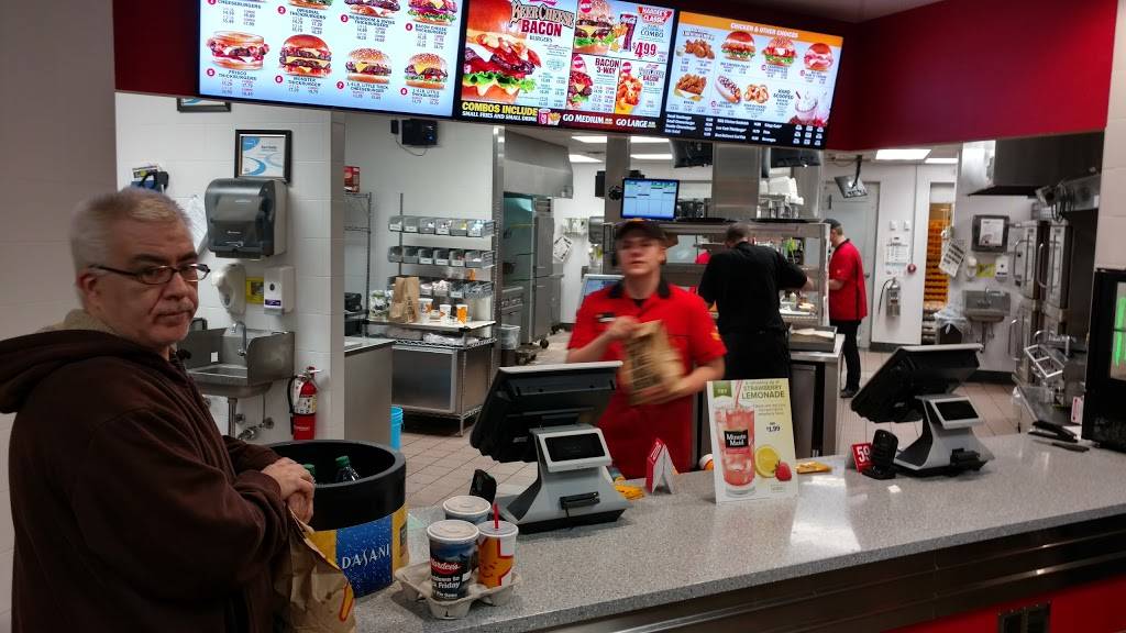 Hardees | restaurant | 240 N 13th St, Decatur, IN 46733, USA | 2603019158 OR +1 260-301-9158