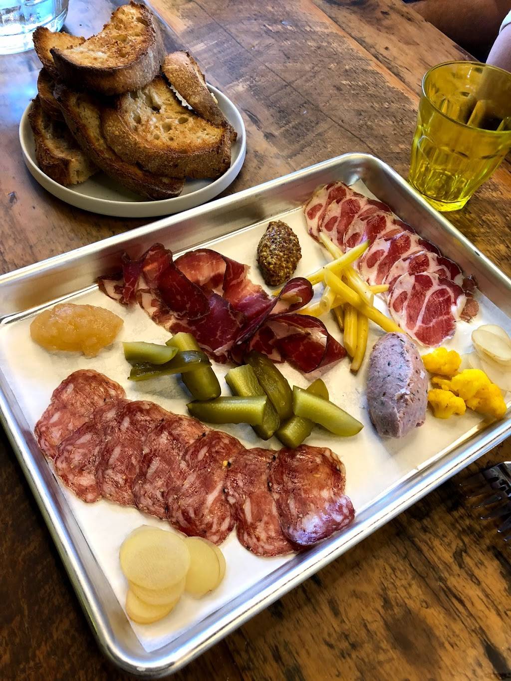 Willibald Farm Distillery & Restaurant | restaurant | 1271 Reidsville Rd, Ayr, ON N0B 1E0, Canada | 2265569941 OR +1 226-556-9941