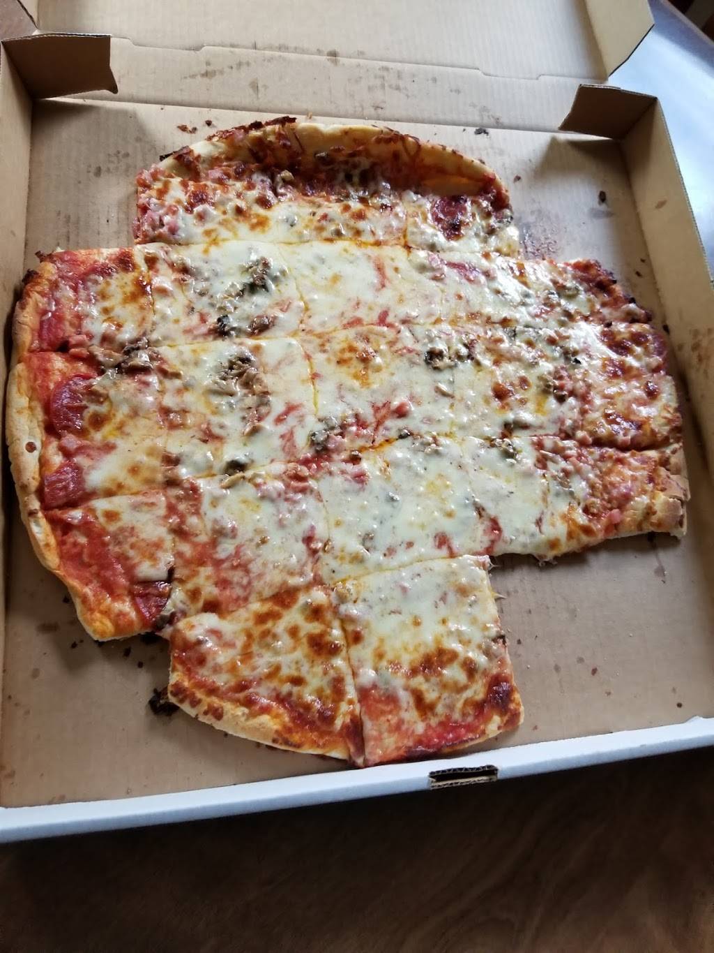 Hoberts Pizzeria | restaurant | 3202 S Lake Dr, Prestonsburg, KY 41653, USA | 6068868118 OR +1 606-886-8118