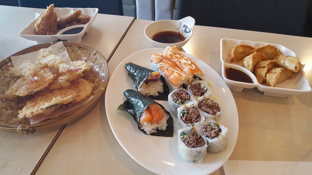 California Roll | meal delivery | 1634 Bayview Ave, Toronto, ON M4S 1T3, Canada | 4163226668 OR +1 416-322-6668