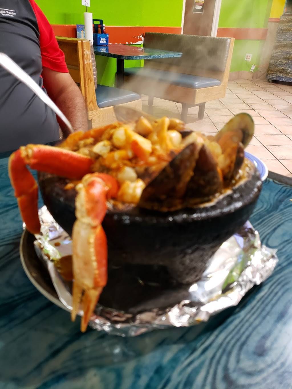 Las Islitas Mariscos Estilo Nayarit | restaurant | 4610 Farm to Market 1960 Rd W P, Houston, TX 77069, USA | 2817817336 OR +1 281-781-7336