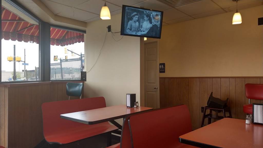 My Heroes Sub Shop | meal takeaway | 343 Brighton Ave, Rochester, PA 15074, USA | 7247284881 OR +1 724-728-4881