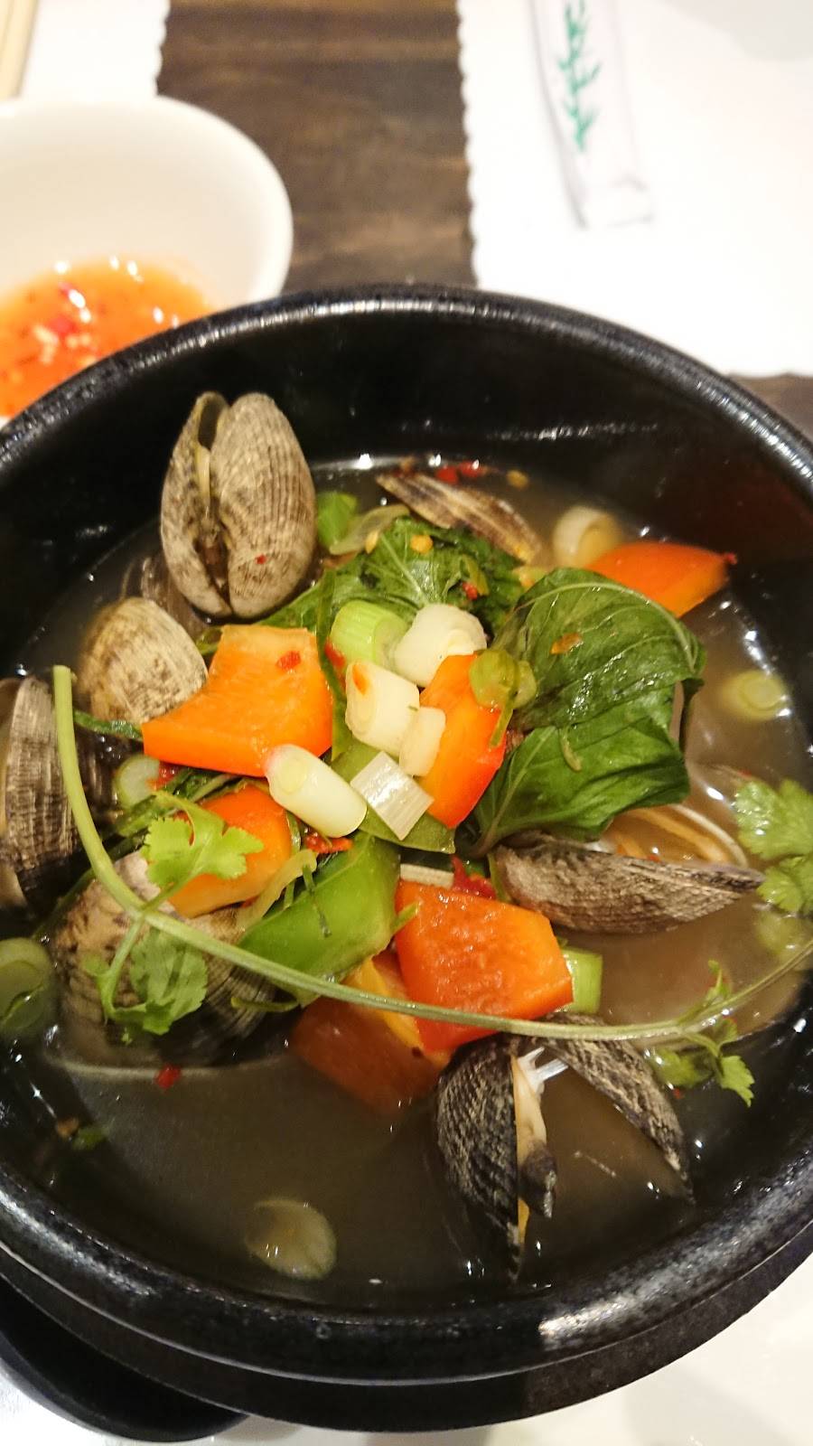 Oc & Lau 2 Restaurant/Bar | restaurant | 9892 Westminster Blvd Unit R, Garden Grove, CA 92844, USA | 7145838100 OR +1 714-583-8100