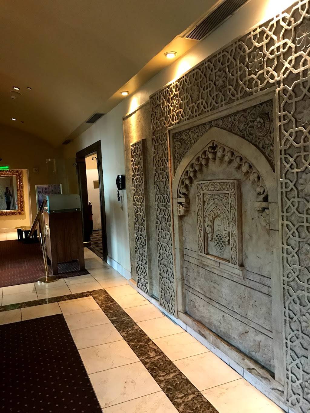 Akbar Restaurant & Banquet Hall | restaurant | 2 South St, Garden City, NY 11530, USA | 5163578300 OR +1 516-357-8300