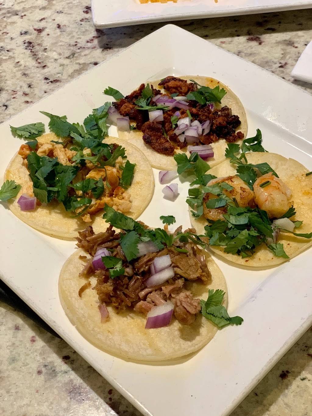 La Hacienda Mexican Restaurant | restaurant | 1138 N Nelson Dr, Derby, KS 67037, USA | 3169272900 OR +1 316-927-2900