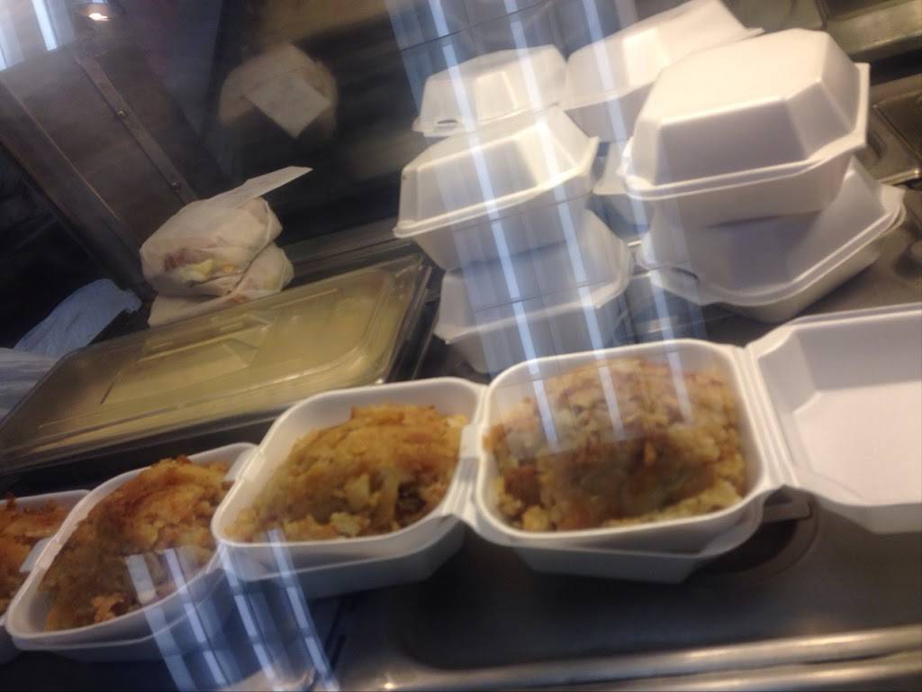 J Cs Chickn Trout | restaurant | 2321 N Rolling Rd, Windsor Mill, MD 21244, USA | 4102774667 OR +1 410-277-4667