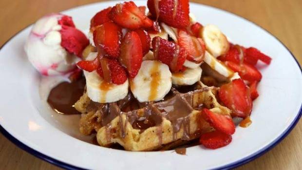 Burger Maker | Kunafa House | بيت الكنافة | restaurant | 4870 Tomken Rd unit one, Mississauga, ON L4W 1J8, Canada | 4168274508 OR +1 416-827-4508