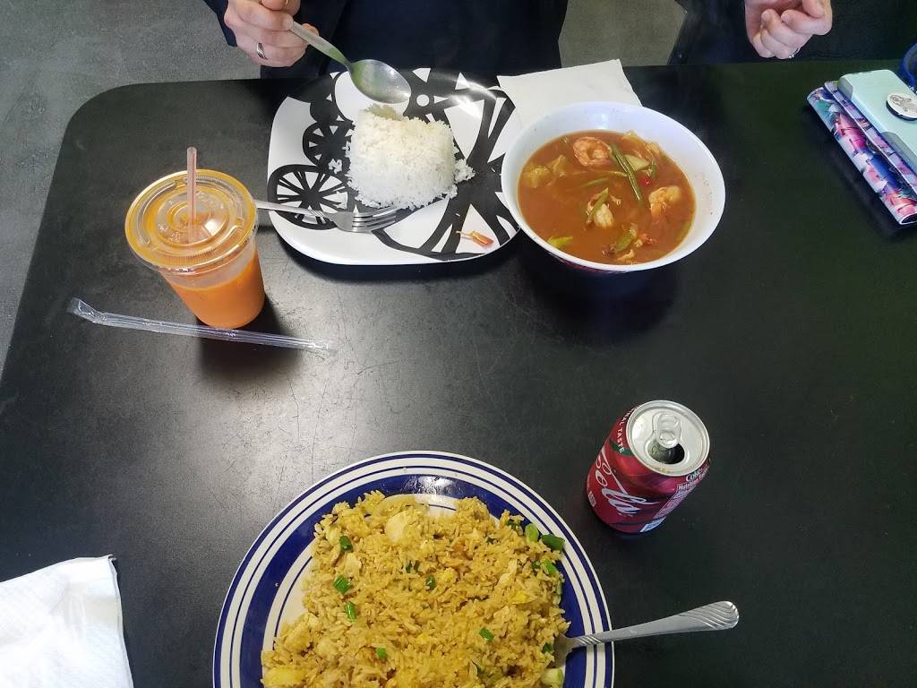 Vandas Thai Kitchen | restaurant | 39470 170th St E C, Palmdale, CA 93591, USA | 6612642710 OR +1 661-264-2710