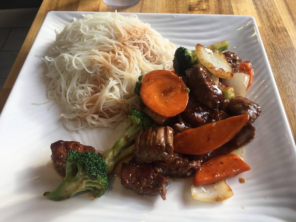 Banh Mi Madame Ly | restaurant | 766 Rue Beaubien E, Montréal, QC H2S 1S7, Canada | 5143794500 OR +1 514-379-4500