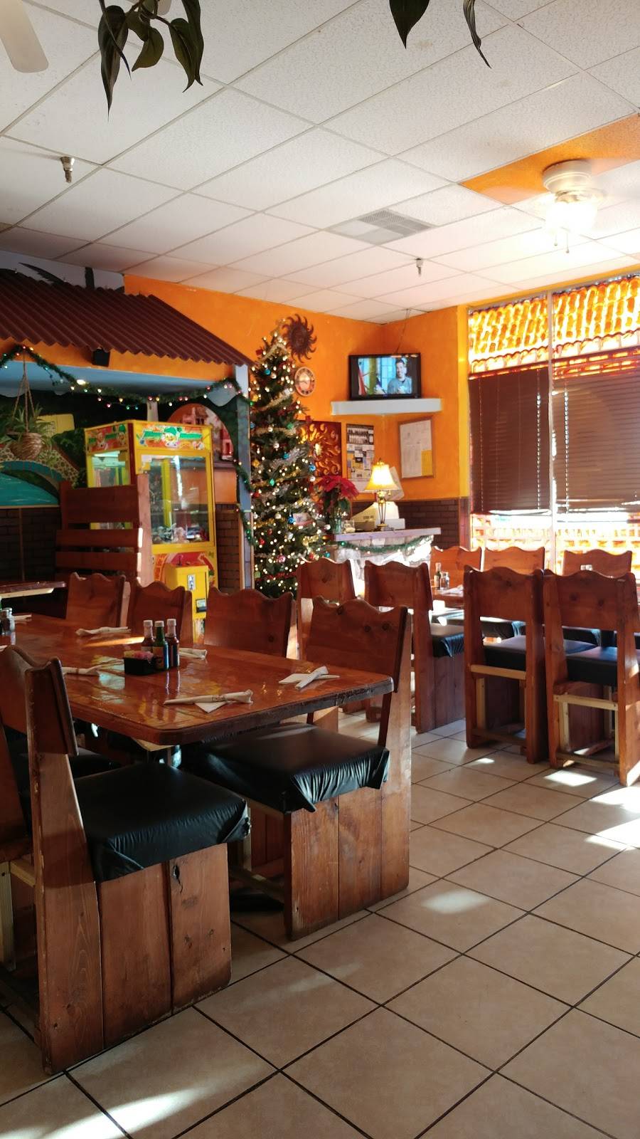Mi Monterrey | restaurant | 208 W Main St, Morehead, KY 40351, USA | 6067845743 OR +1 606-784-5743