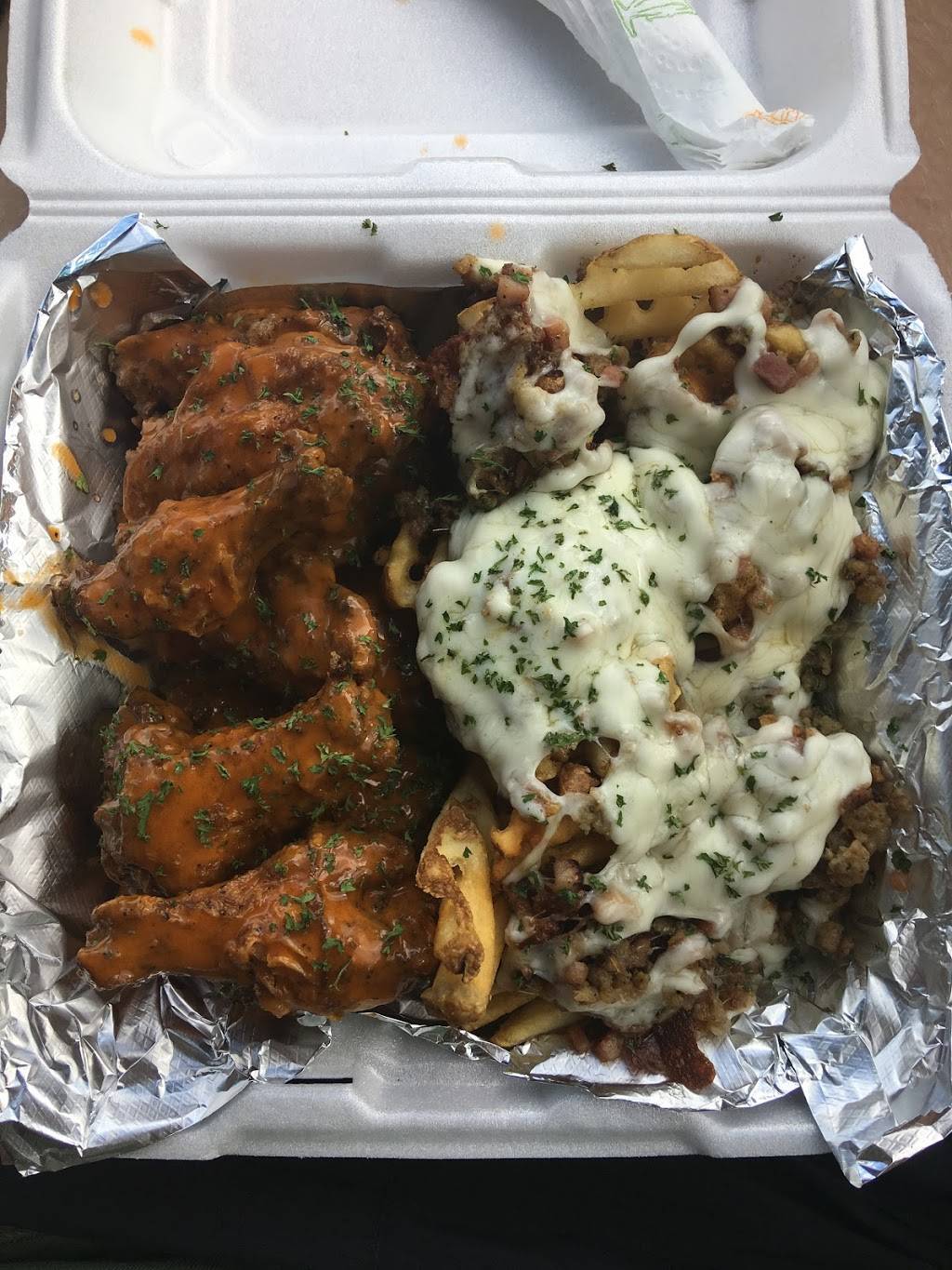 Wingz University | restaurant | 407 Fair Rd, Statesboro, GA 30458, USA | 9124890815 OR +1 912-489-0815