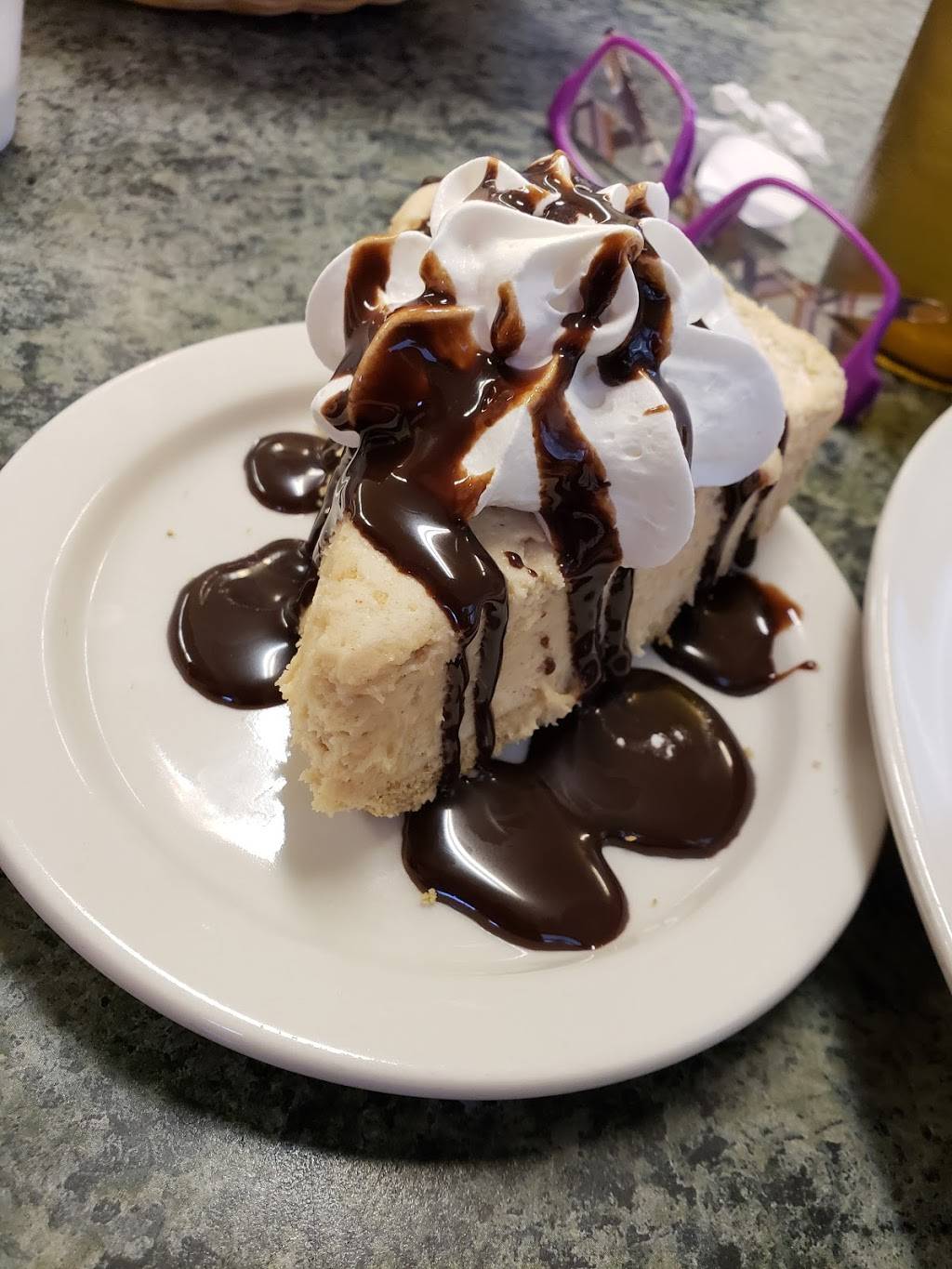 Skyline Family Restaurant | restaurant | 130 Barklow Rd, Portsmouth, OH 45662, USA | 7408202203 OR +1 740-820-2203